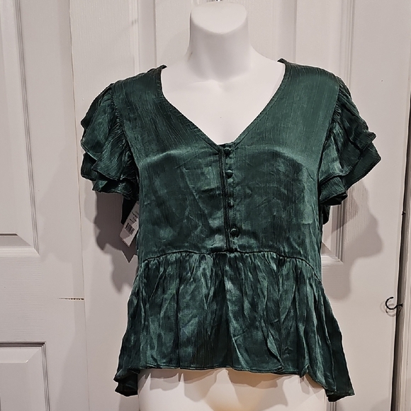 Anthropologie Chloe Oliver Emerald Satin Flutter Sleeve Blouse Sz Sm NWT - Picture 1 of 5
